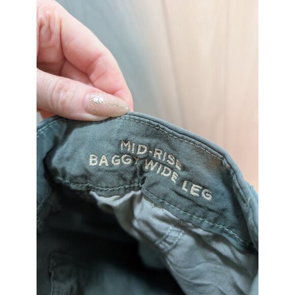 American Eagle Olive Green Cargo Pants Mid-Rise Baggy Wide Leg Stretch Casual 4 - Picture 8 of 11